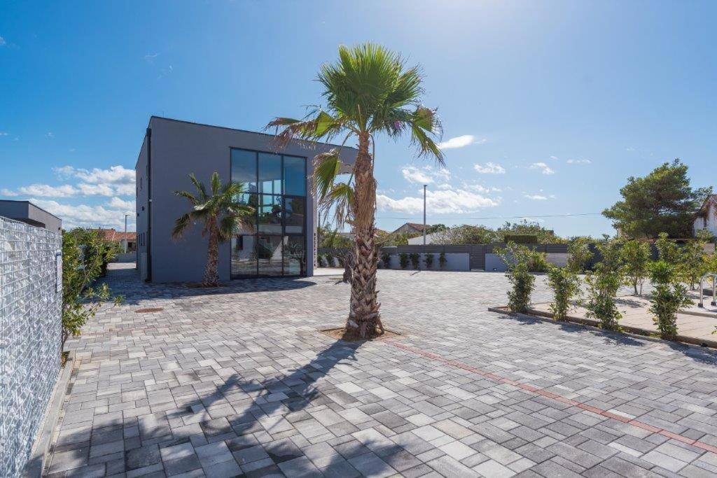 More Exclusive Villas And Spa 维尔 外观 照片